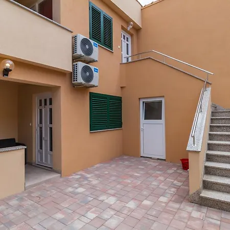 Appartement Villa-ines Center *